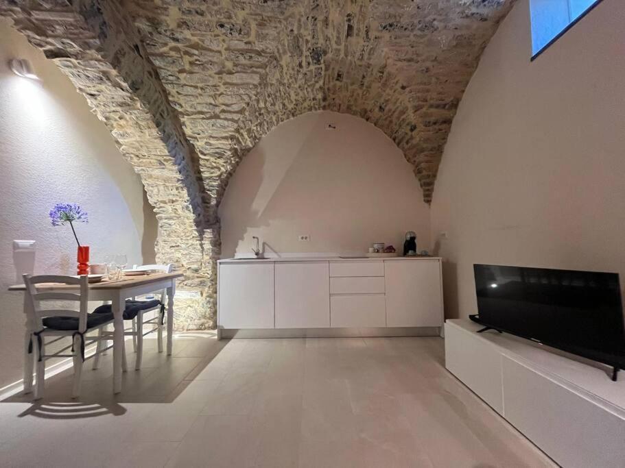Studio Pietra E Charme Diano San Pietro ภายนอก รูปภาพ